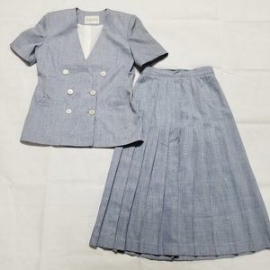 Executive Collection Suit, Jacket Size 10-Skirt 26